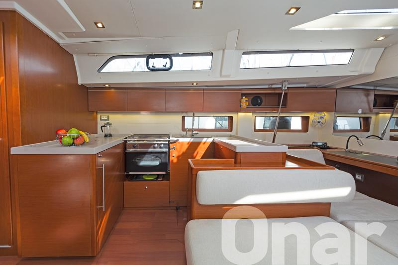 Book yachts online - sailboat - Oceanis 51.1 (4+1 cab) A/C &amp; GEN. - ONAR - rent