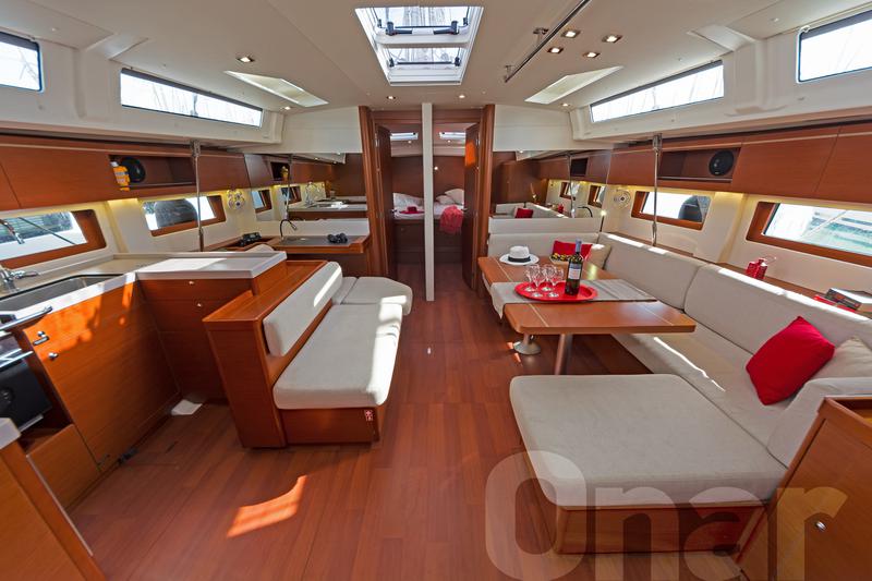 Book yachts online - sailboat - Oceanis 51.1 (4+1 cab) A/C &amp; GEN. - ONAR - rent
