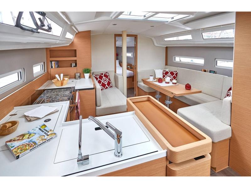 Book yachts online - sailboat - Sun Odyssey 410 - GEVA X - rent