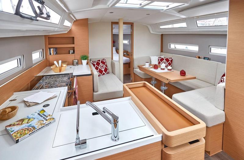Book yachts online - sailboat - Sun Odyssey 410 - GEVA X - rent