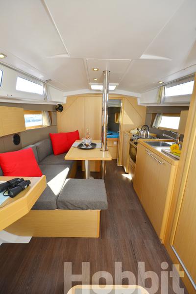 Book yachts online - sailboat - Oceanis 35 - Hobbit - rent