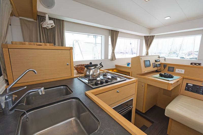 Book yachts online - catamaran - Lagoon 39 - Tortilla - rent