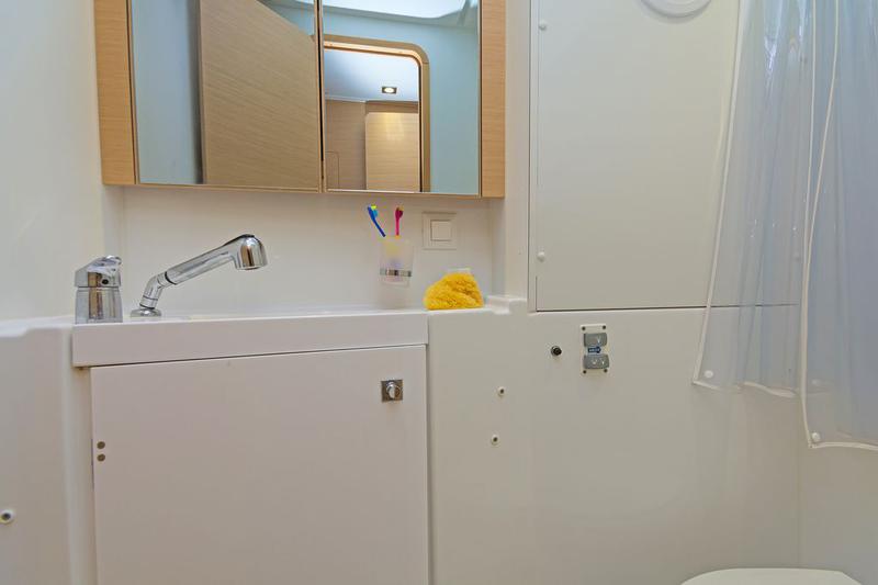 Book yachts online - catamaran - Lagoon 39 - Tortilla - rent