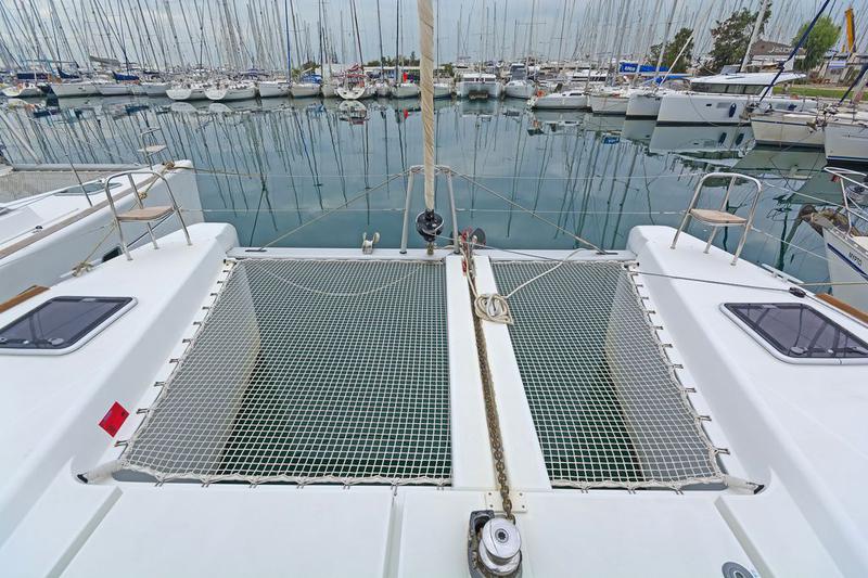 Book yachts online - catamaran - Lagoon 39 - Tortilla - rent