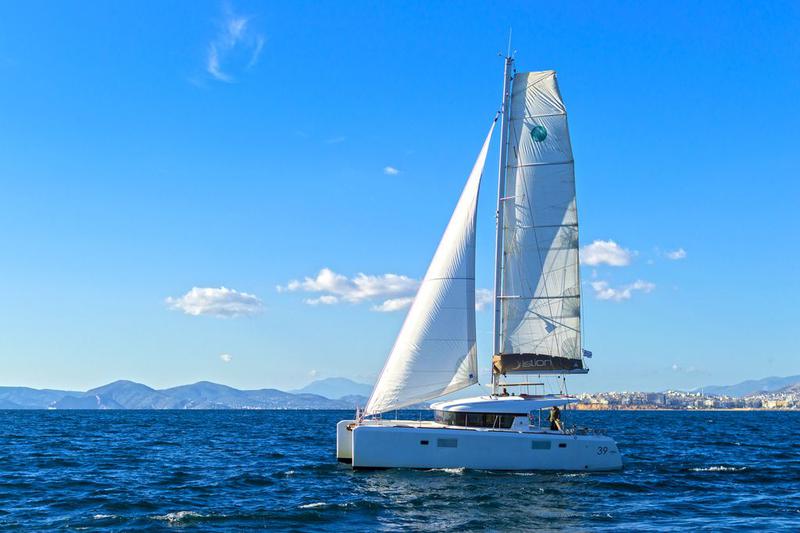 Book yachts online - catamaran - Lagoon 39 - Tortilla - rent