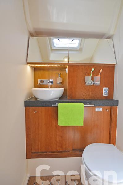 Book yachts online - sailboat - Hanse 505 - Caelan of Lorne - rent