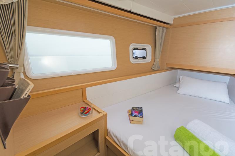 Book yachts online - catamaran - Lagoon 39 - Catanoo - rent