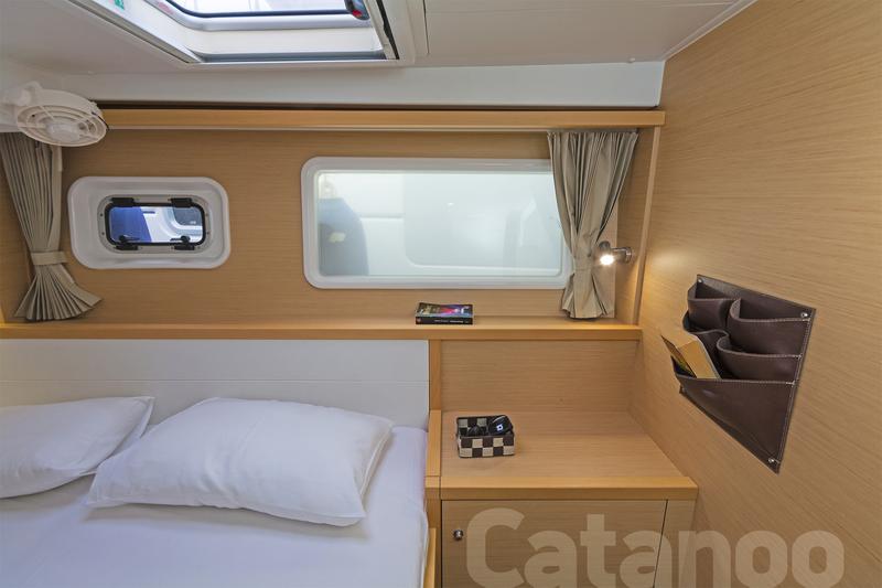 Book yachts online - catamaran - Lagoon 39 - Catanoo - rent
