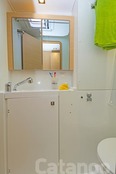 Book yachts online - catamaran - Lagoon 39 - Catanoo - rent