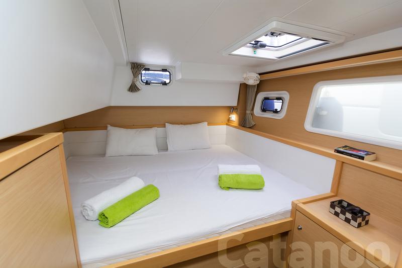 Book yachts online - catamaran - Lagoon 39 - Catanoo - rent