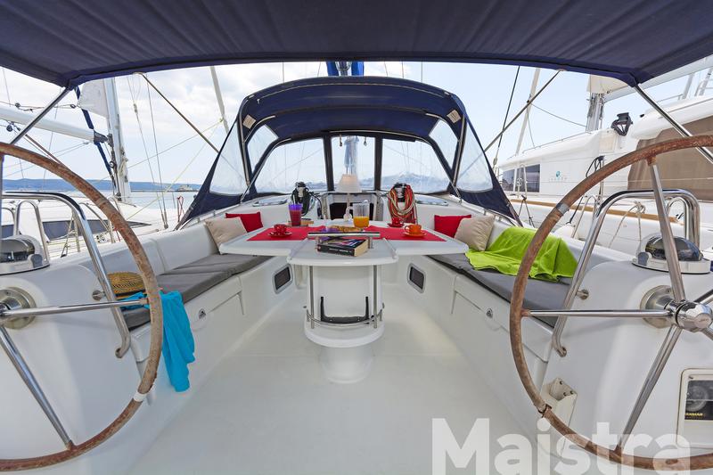 Book yachts online - sailboat - Oceanis 54 AC &amp; GEN - Maistra - rent