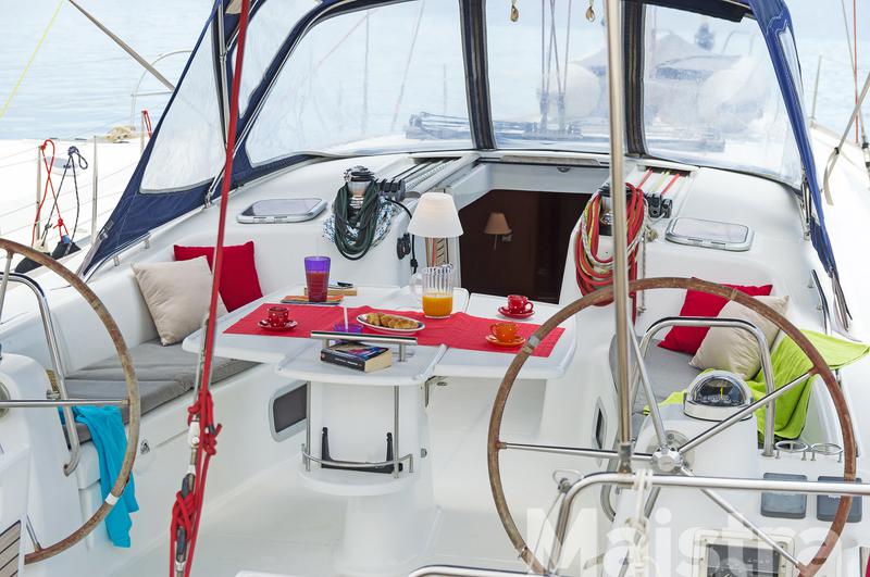 Book yachts online - sailboat - Oceanis 54 AC &amp; GEN - Maistra - rent