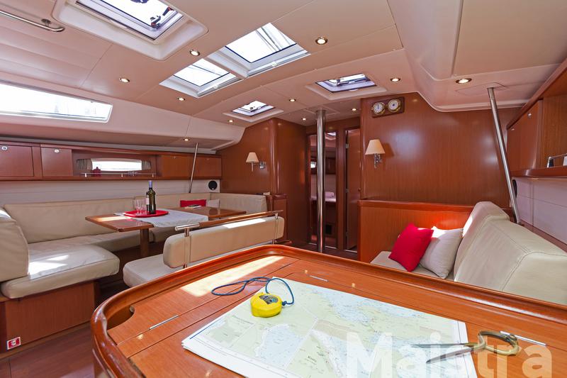 Book yachts online - sailboat - Oceanis 54 AC &amp; GEN - Maistra - rent