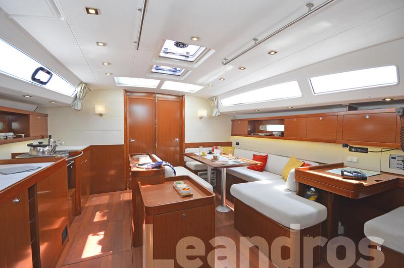 Book yachts online - sailboat - Oceanis 50 Family A/C &amp; GEN - Leandros - rent