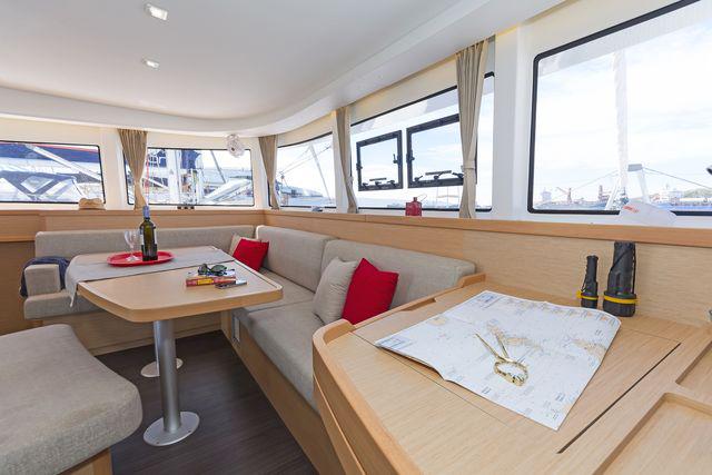 Book yachts online - catamaran - Lagoon 42 A/C &amp; GEN. - EQUILIBRIUM - rent