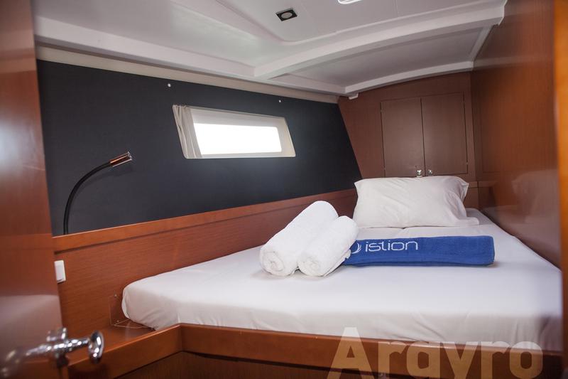 Book yachts online - sailboat - Oceanis 45 - Argyro - rent