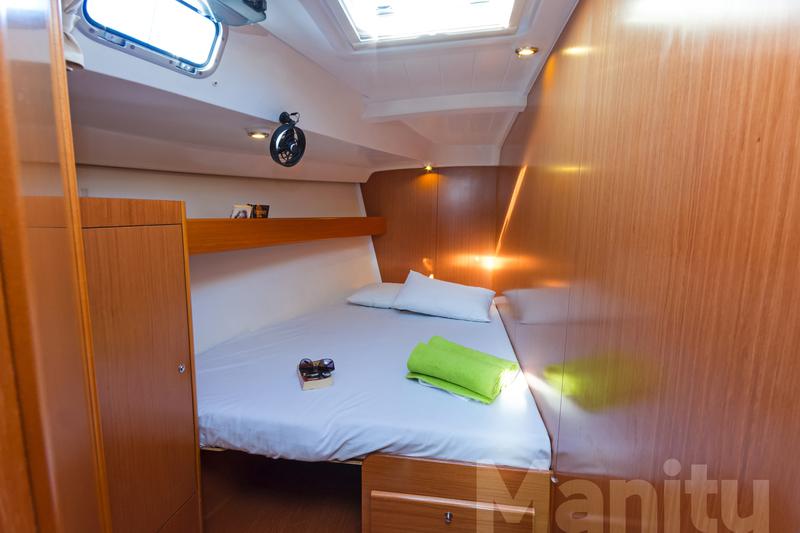 Book yachts online - sailboat - Cyclades 50.5 - Manitu - rent