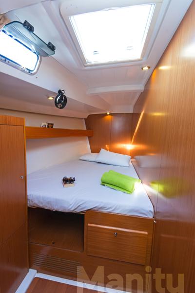 Book yachts online - sailboat - Cyclades 50.5 - Manitu - rent