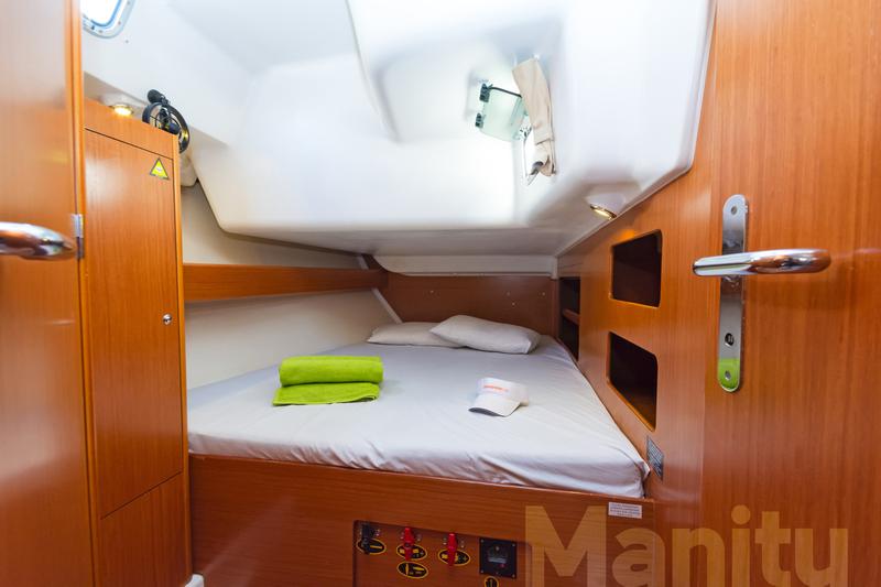 Book yachts online - sailboat - Cyclades 50.5 - Manitu - rent