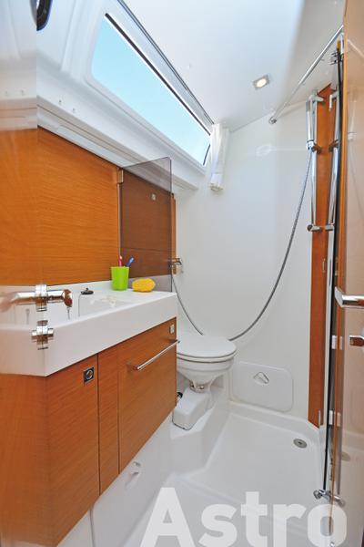 Book yachts online - sailboat - Sun Odyssey 509 - Astro - rent