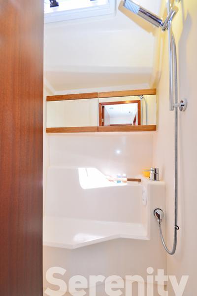 Book yachts online - sailboat - Hanse 455 - Serenity - rent