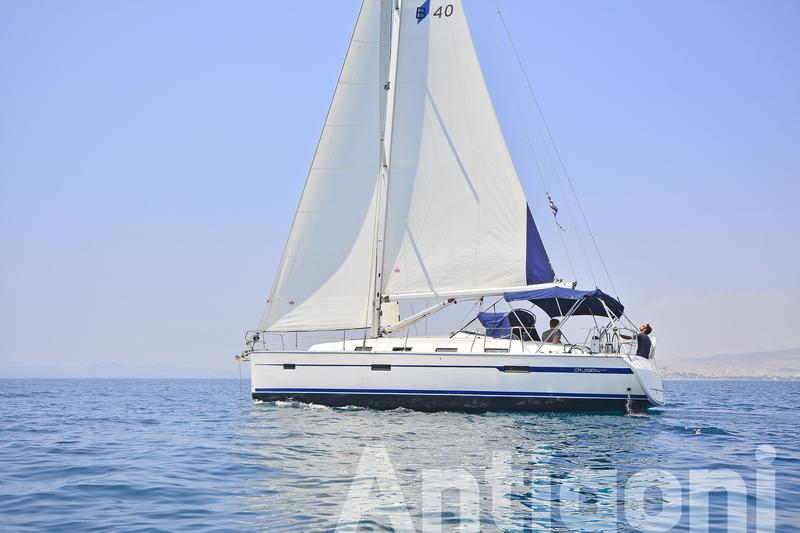 Book yachts online - sailboat - Bavaria Cruiser 40 - Antigoni - rent
