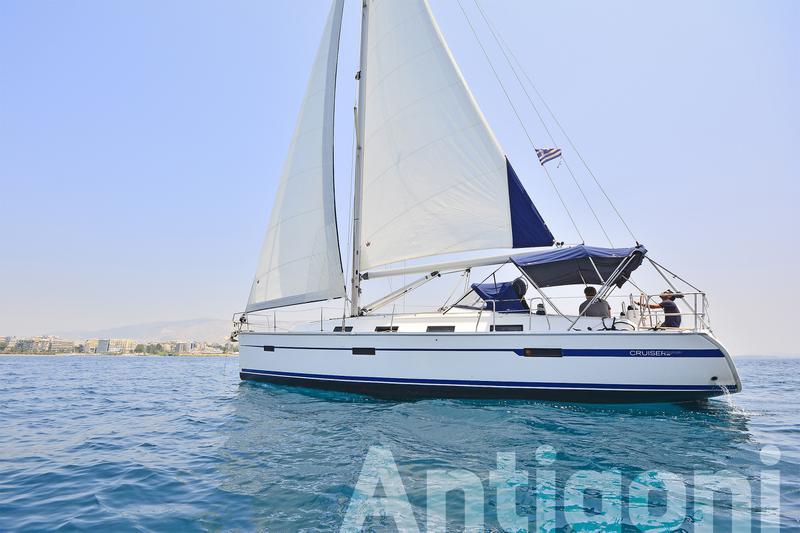 Book yachts online - sailboat - Bavaria Cruiser 40 - Antigoni - rent