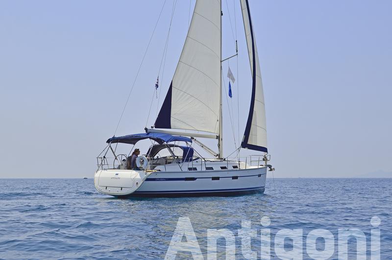 Book yachts online - sailboat - Bavaria Cruiser 40 - Antigoni - rent