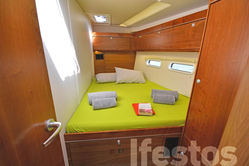 Book yachts online - sailboat - Hanse 575 AC &amp; GEN - Ifestos - rent