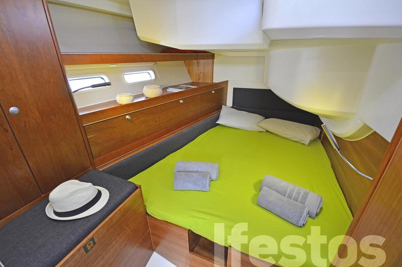 Book yachts online - sailboat - Hanse 575 AC &amp; GEN - Ifestos - rent