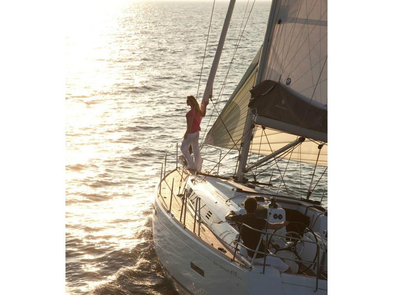 Book yachts online - sailboat - Sun Odyssey 419 - GEVA I - rent