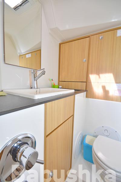 Book yachts online - sailboat - Bavaria Cruiser 40 - Babushka - rent