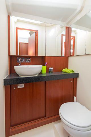 Book yachts online - sailboat - Hanse 455 - CAITLIN OF LORNE - rent