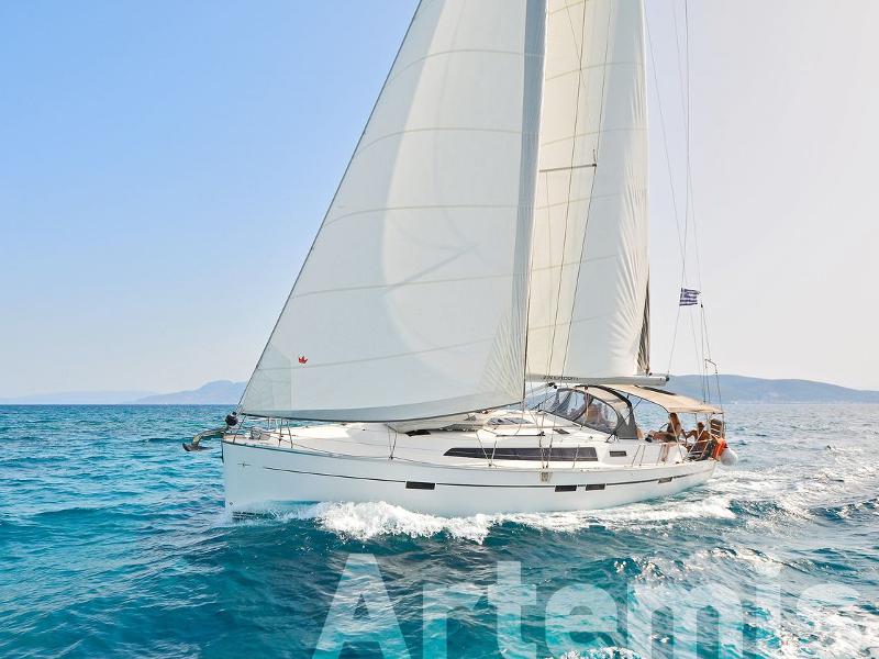 Book yachts online - sailboat - Bavaria Cruiser 46 - Artemis - rent