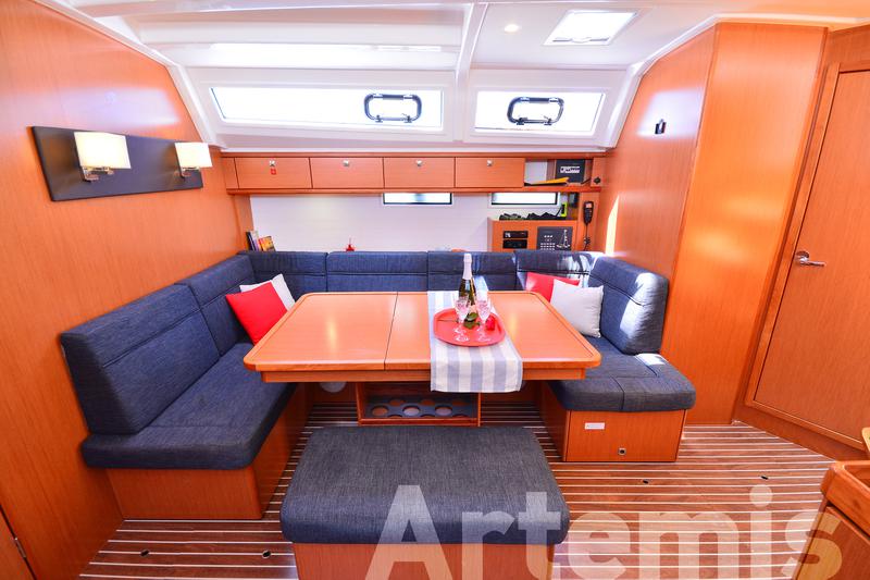 Book yachts online - sailboat - Bavaria Cruiser 46 - Artemis - rent