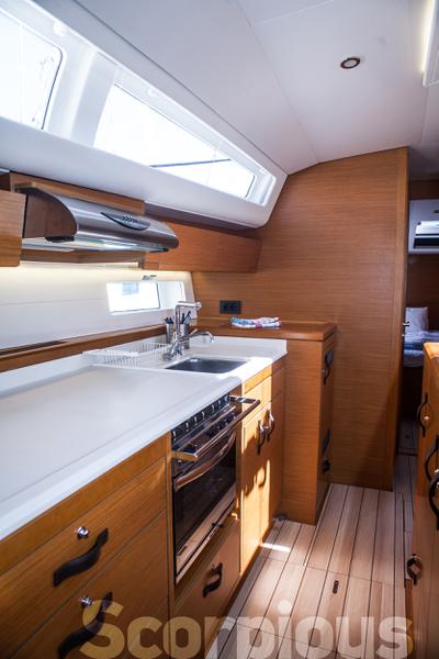 Book yachts online - sailboat - Jeanneau 54 A/C &amp; GEN - Scorpius - rent