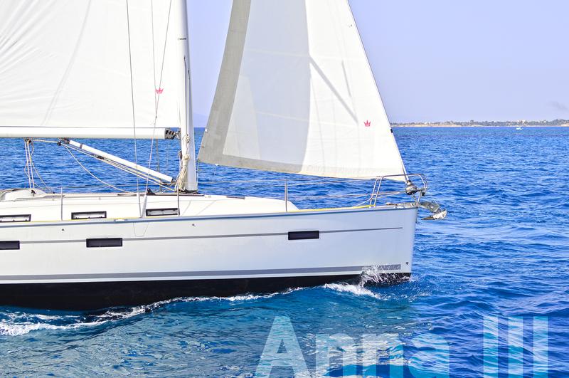 Book yachts online - sailboat - Bavaria Cruiser 40 - Anna III - rent