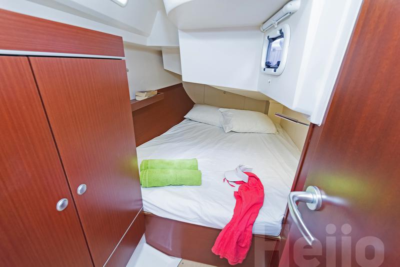 Book yachts online - sailboat - Hanse 345 - Heijo - rent