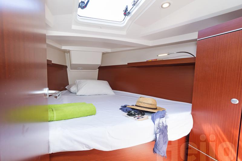 Book yachts online - sailboat - Hanse 345 - Heijo - rent