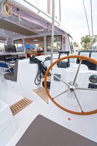 Book yachts online - catamaran - Nautitech Open 40 - MOONLIGHT  - rent