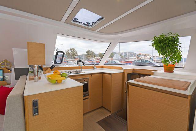 Book yachts online - catamaran - Nautitech Open 40 - MOONLIGHT  - rent