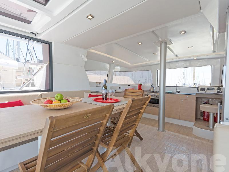 Book yachts online - catamaran - Bali 4.0 - Alkyone - rent