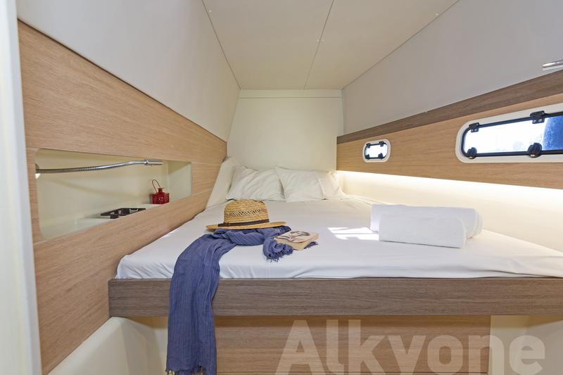 Book yachts online - catamaran - Bali 4.0 - Alkyone - rent