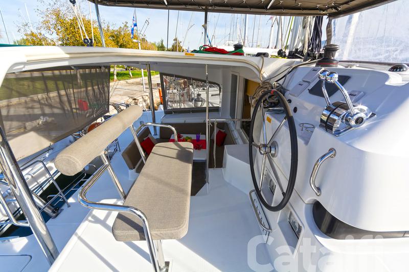Book yachts online - catamaran - Lagoon 39 - Cataifi - rent
