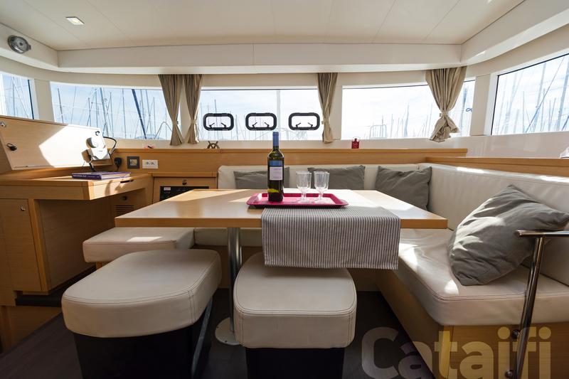 Book yachts online - catamaran - Lagoon 39 - Cataifi - rent