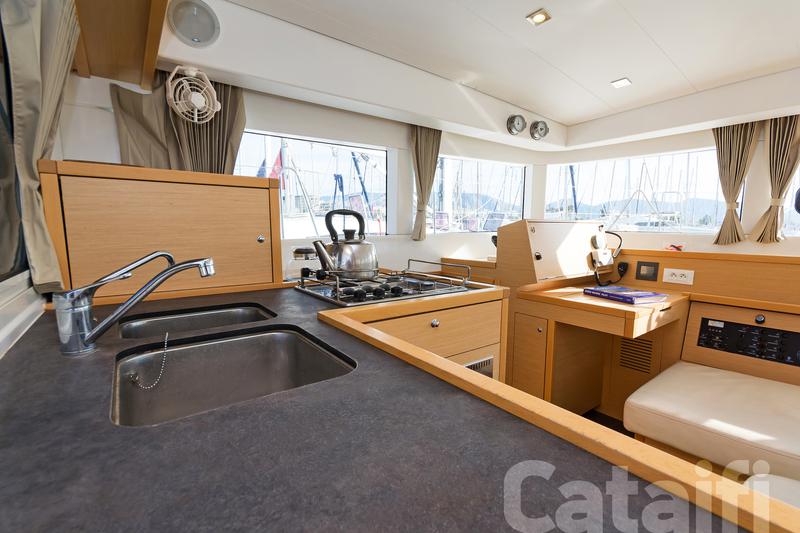 Book yachts online - catamaran - Lagoon 39 - Cataifi - rent