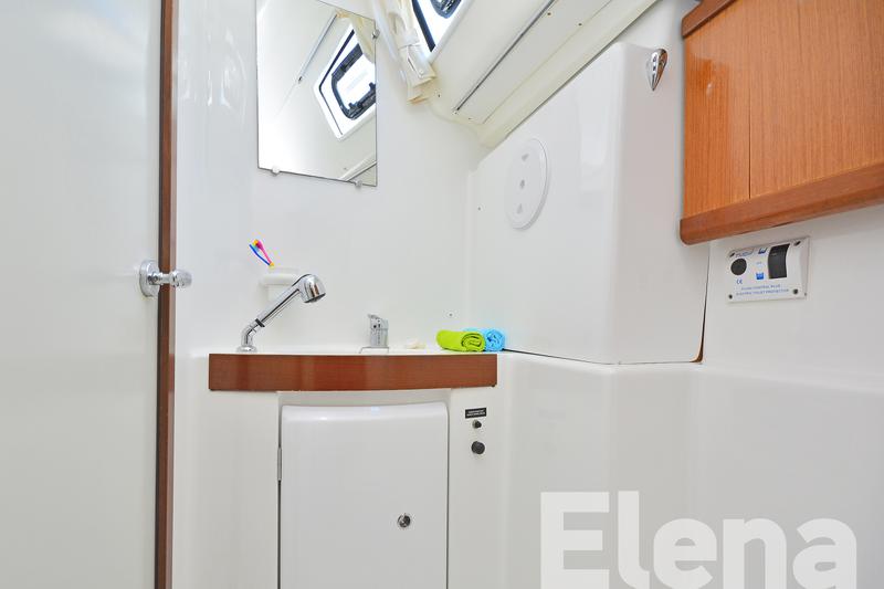 Book yachts online - sailboat - Oceanis 43 - Elena - rent