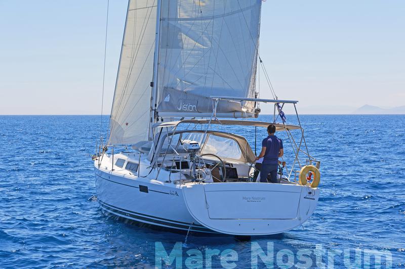 Book yachts online - sailboat - Hanse 385 - Mare Nostrum - rent