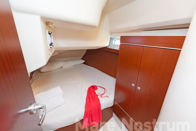 Book yachts online - sailboat - Hanse 385 - Mare Nostrum - rent