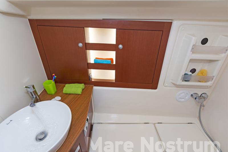 Book yachts online - sailboat - Hanse 385 - Mare Nostrum - rent